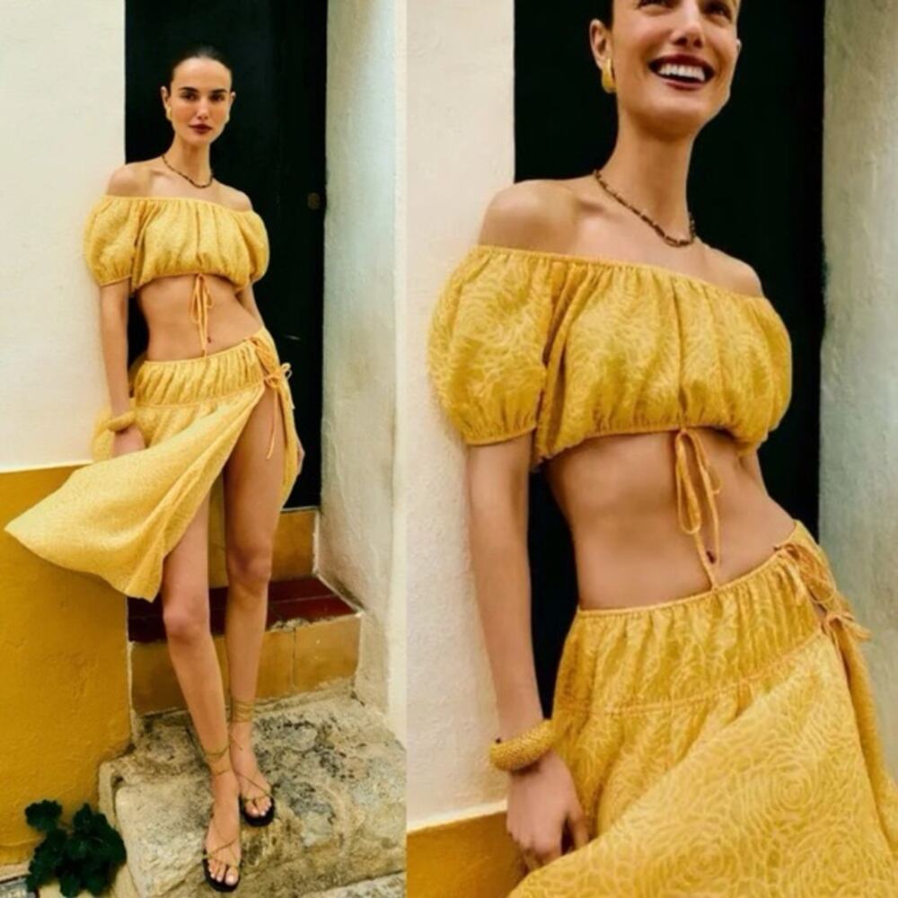 Reformation NEW Valeria Two Piece Skirt Set in Sunflower 6
